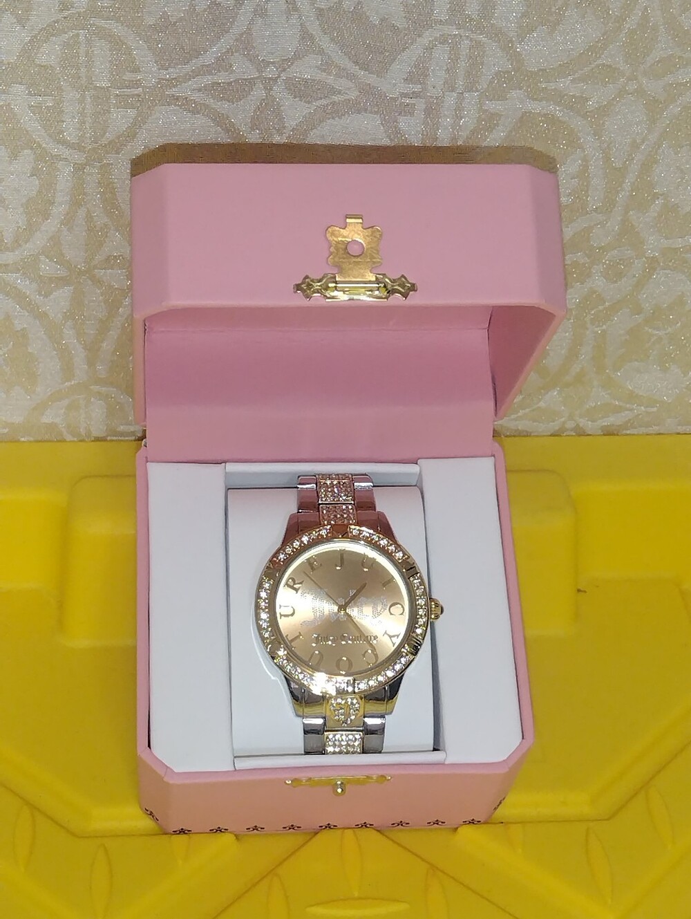 JUICY COUTURE WATCH RHINESTONES JUICY COUTURE GOLD SILVER TONE  WATCH NEW